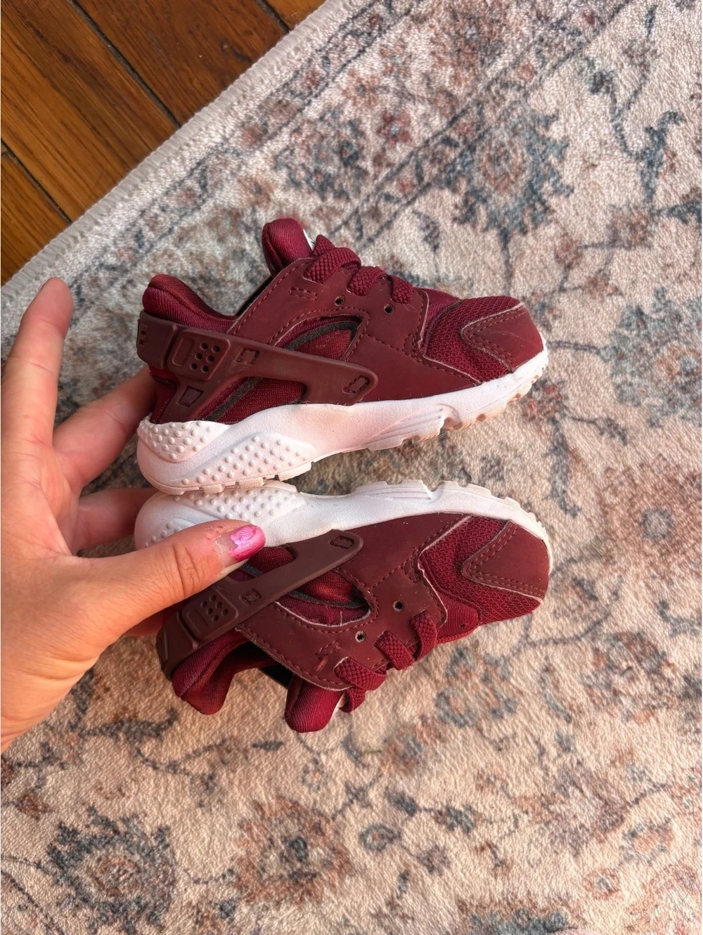 5C Burgundy Nike Toddler Huarache Slip On Sneakers